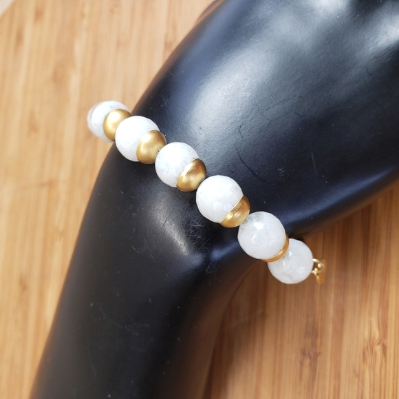 Designer Catherine Page Gold and White Beaded Bracelet - Picture 6 of 8